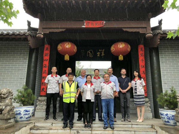 西門(mén)子及斯洛伐克尼得科客戶(hù)接連來(lái)訪(fǎng)華翔