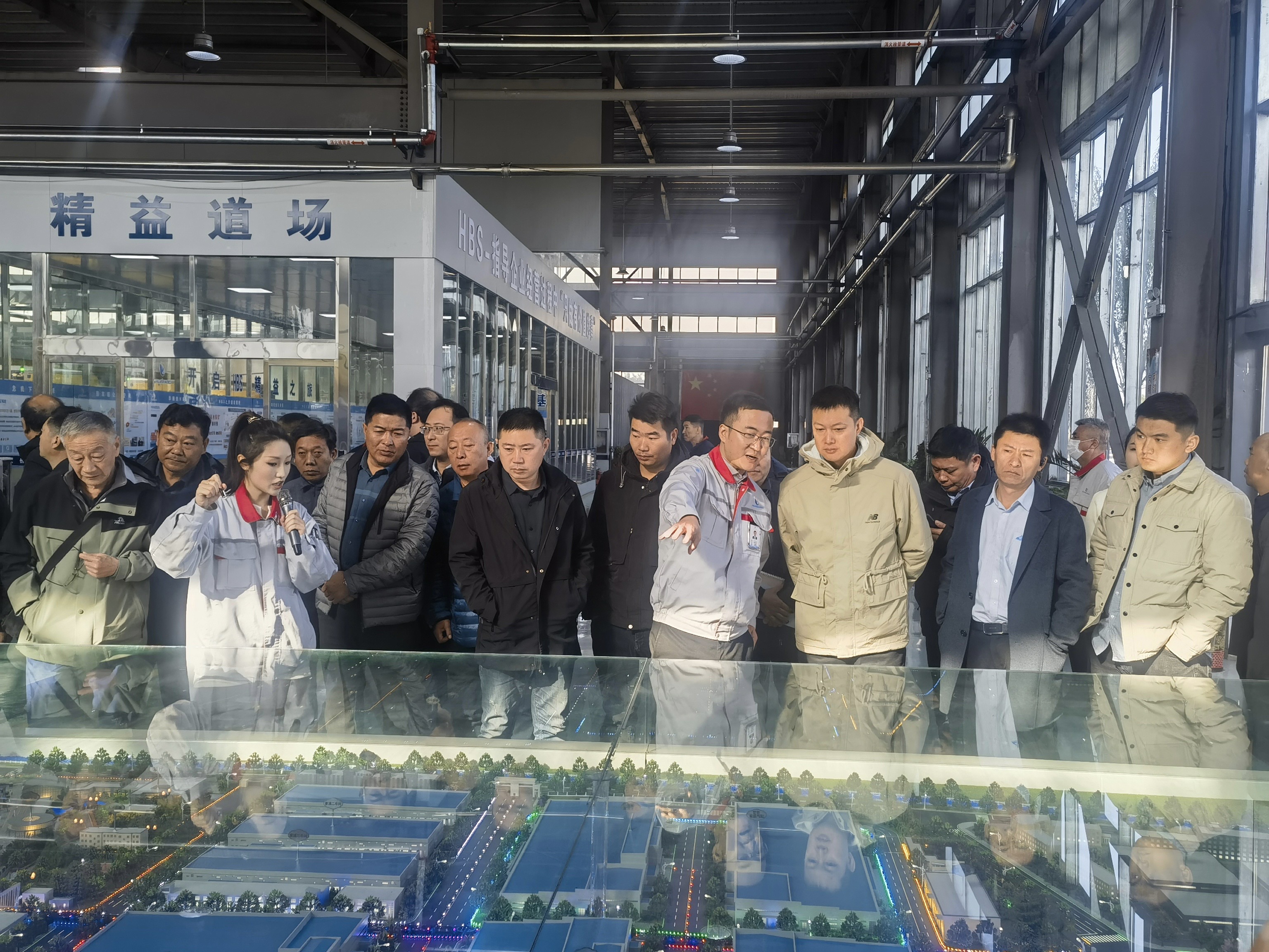 山東鑄造協(xié)會組織相關(guān)企業(yè)蒞臨我司參觀調(diào)研，共促行業(yè)繁榮發(fā)展