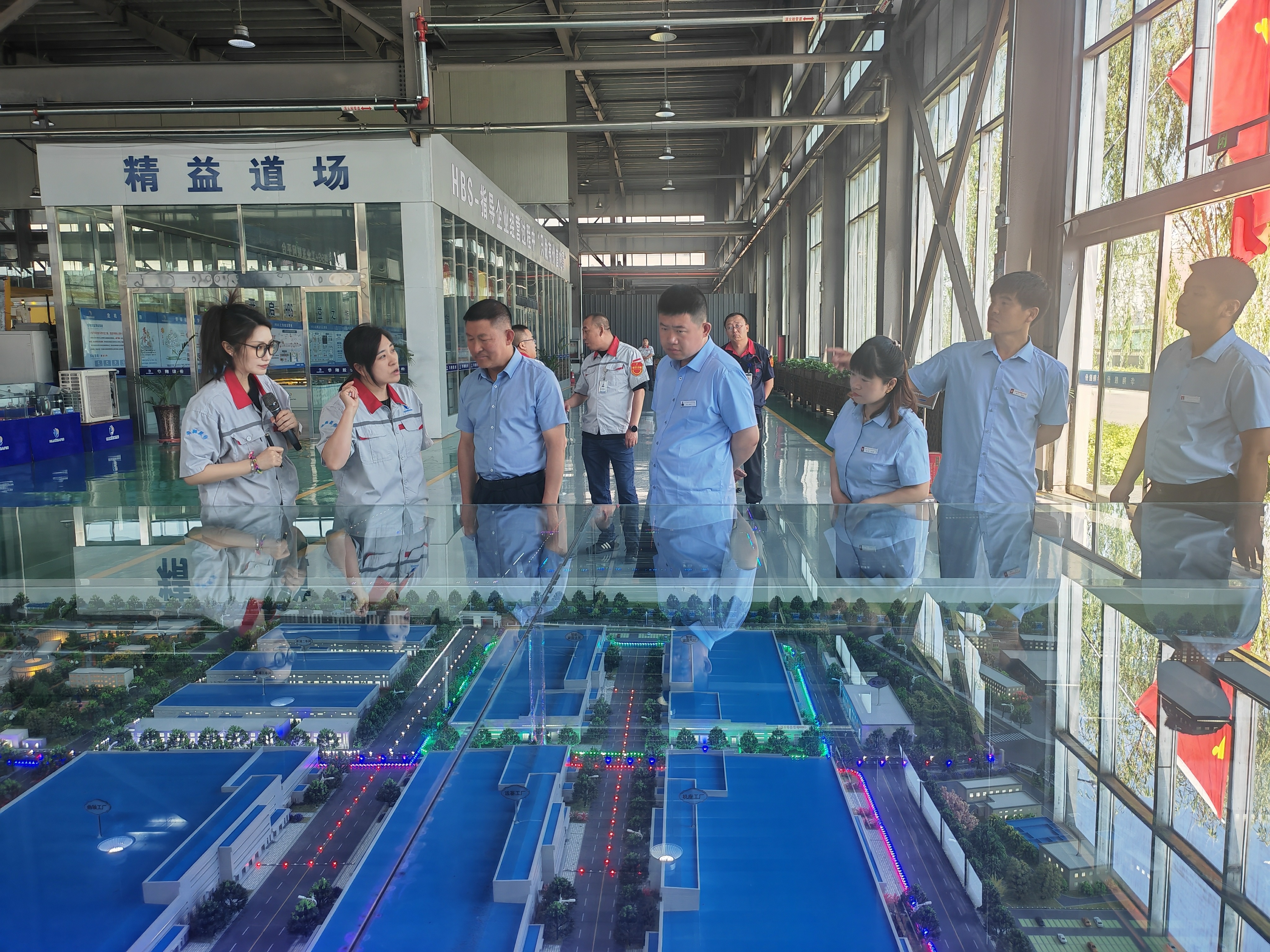 產(chǎn)教融合 攜手共進(jìn) 訪(fǎng)企拓崗 共謀發(fā)展——山西桐封技師學(xué)院赴華翔集團(tuán)調(diào)研